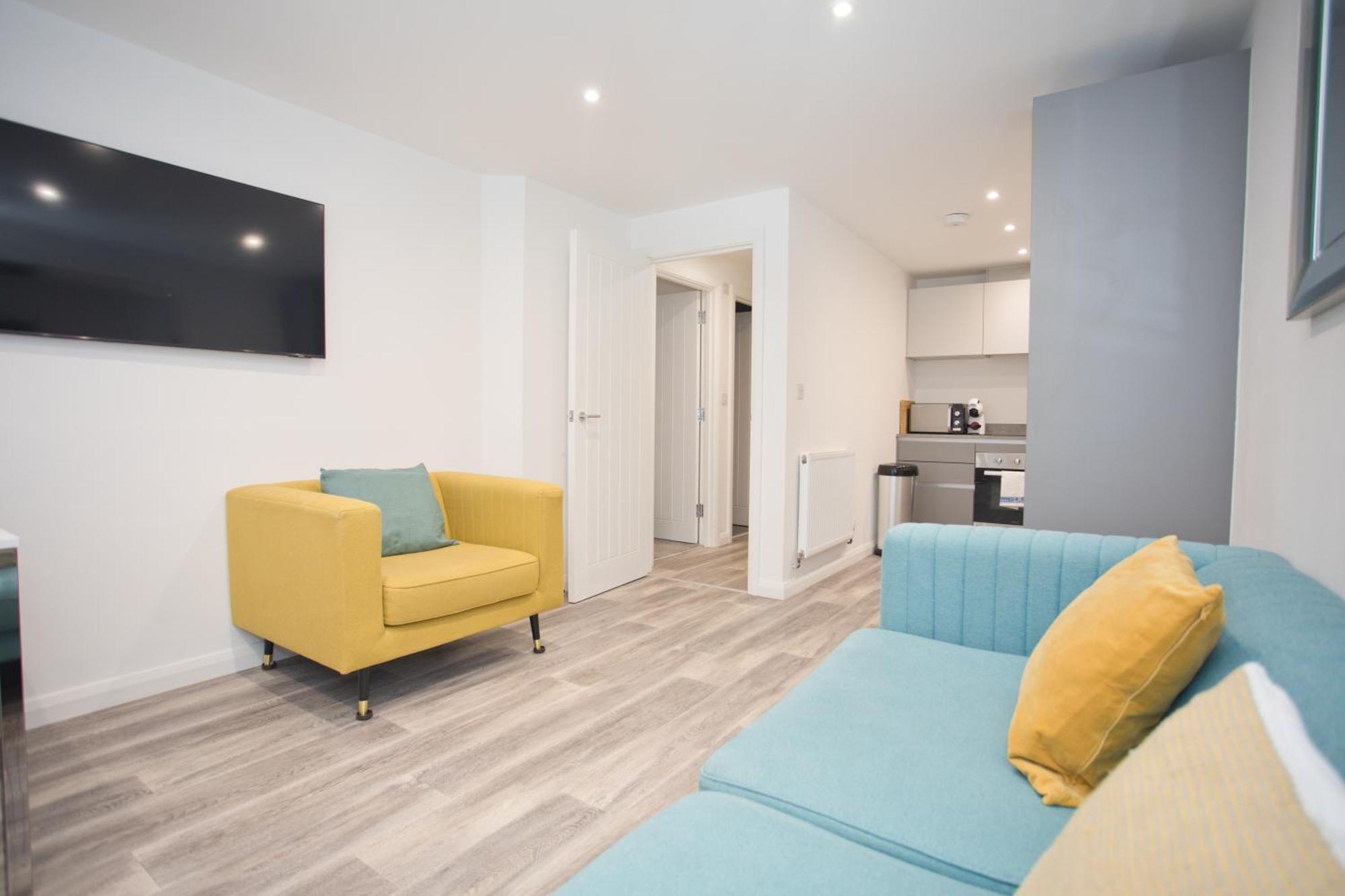 Sea Air - 2 Bedrooms - Parking - Mins To Beach Борнмът Екстериор снимка