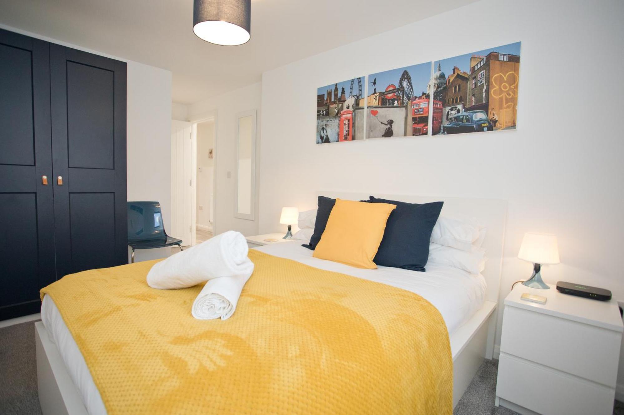 Sea Air - 2 Bedrooms - Parking - Mins To Beach Борнмът Екстериор снимка